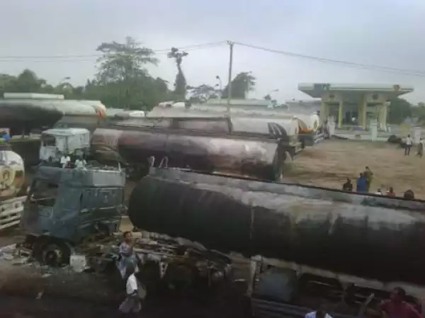 Photo: Tanker Fire Kills One, Burns 3 Trucks In Lagos 